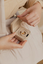 טוען תמונה לגלריית התמונות, BIBS קופסא למוצץ